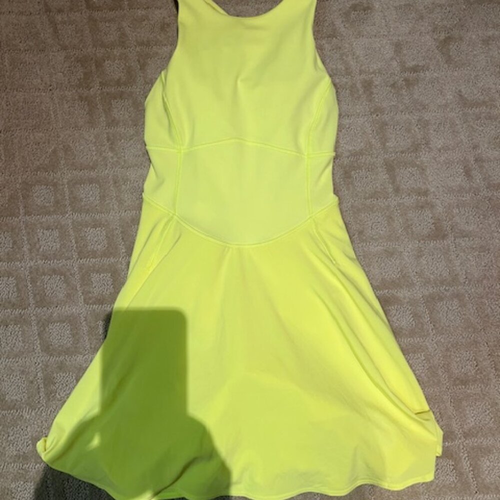 lululemon court crush dress size 4